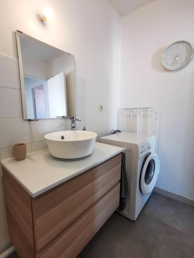 Appartement Cocooning Entree Centre-Ville Miramas Exterior photo